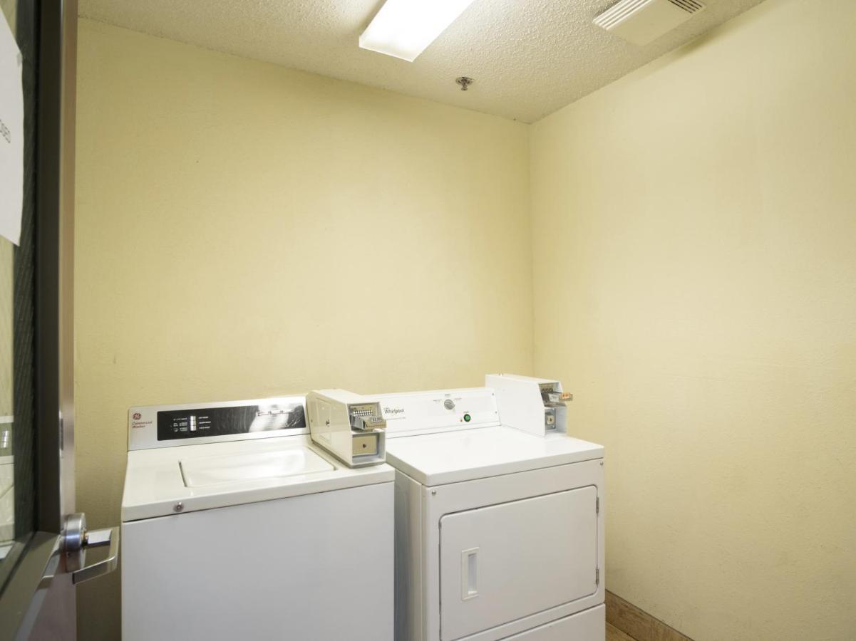Executive Inn Alva 외부 사진